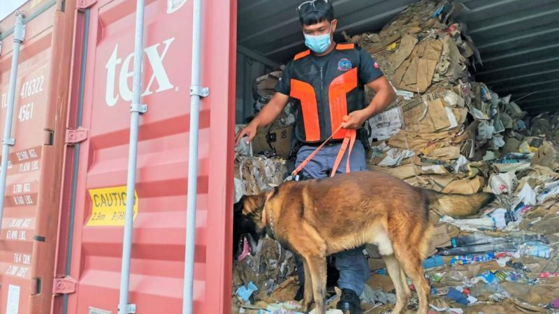 Container vans na puno ng basura galing US naharang ng Customs sa Subic Port