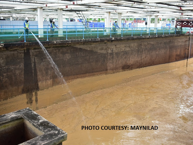 LOOK: 4 na metrong taas ng putik naipon sa treatment basins ng Maynilad