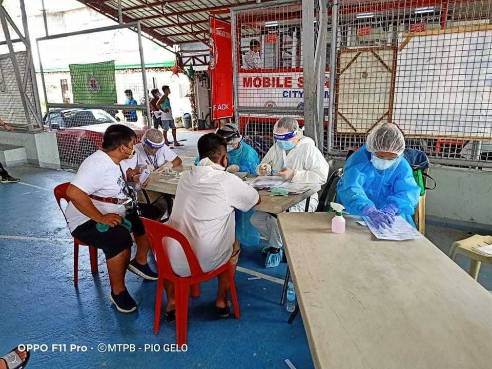 18,976 sumailalim sa free mass swab testing sa Maynila para sa mga manggagawa