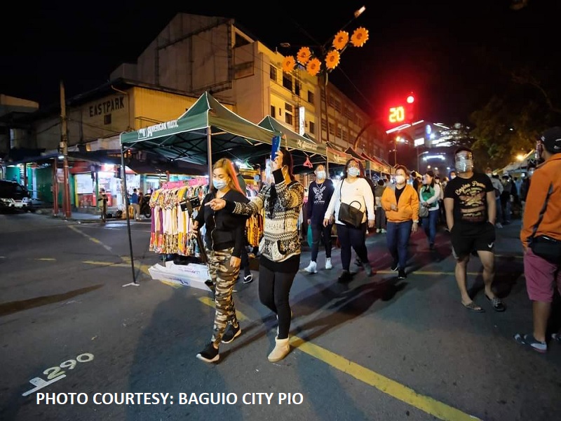 Isang araw matapos buksan, operasyon ng night market sa Baguio City sinuspinde ni Mayor Benjamin Magalong