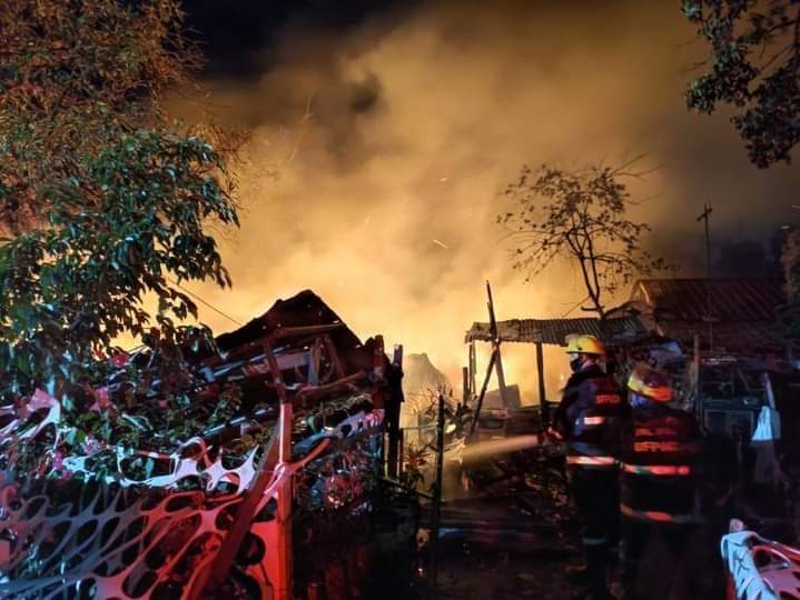 25 bahay nasunog sa Bacoor, Cavite