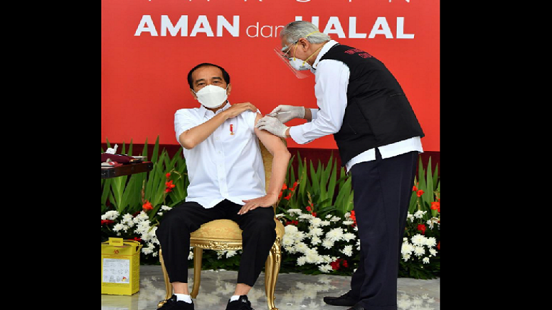 Indonesian President Joko Widodo nabakunahan na kontra COVID-19