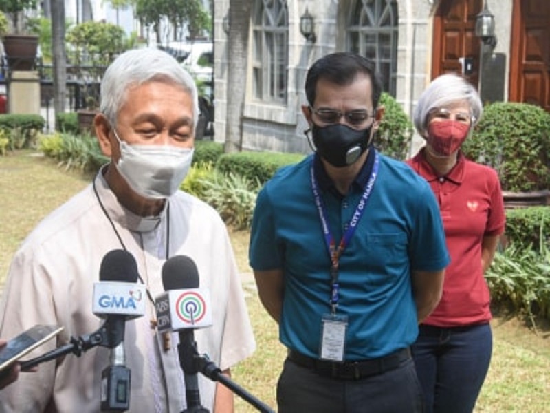 Manila Cathedral inialok bilang vaccination site sa Maynila