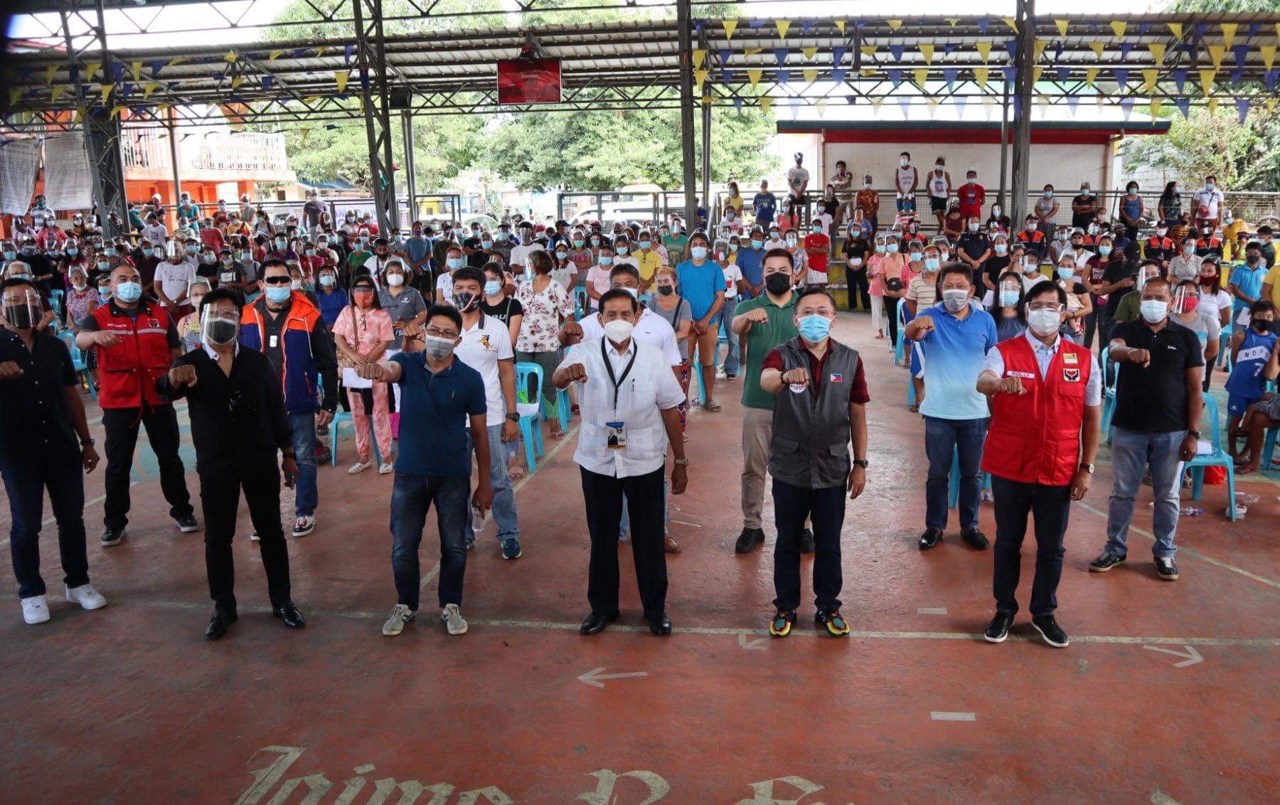 Mga nabiktima ng pagbaha sa Muntinlupa City tumanggap ng ayuda mula kay Sen. Bong Go