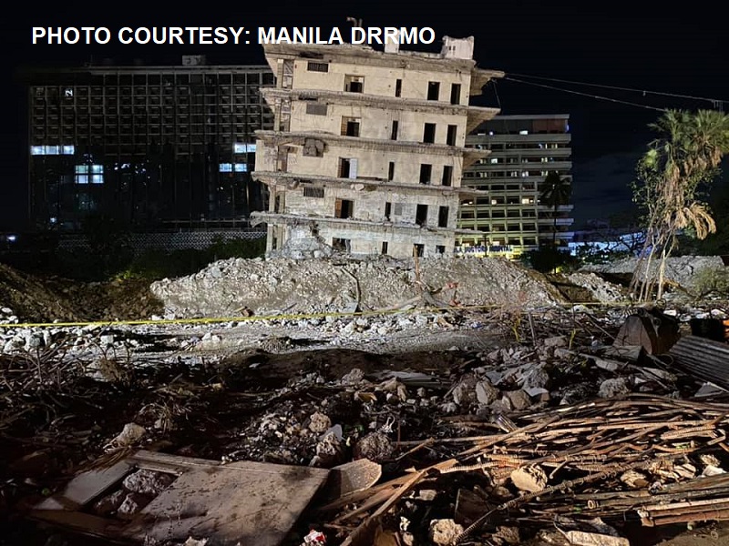 Tatlong construction workers patay matapos ma-trap sa gumuhong gusali sa Maynila