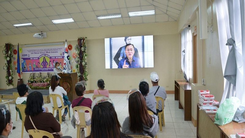 Mga nabiktima ng sunog sa Cordillera hinatiran ng tulong ng tanggapan ni Senator Bong Go