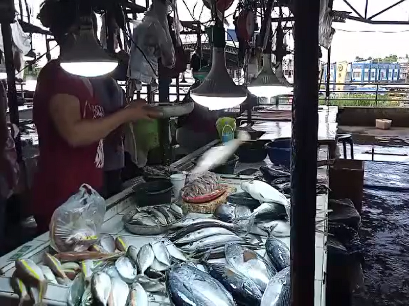 WATCH: Abot-langit na presyo ng isda at karne sa Calbayog City