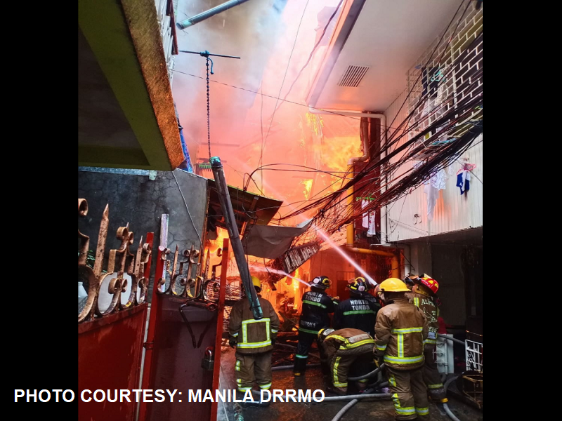 Bahay ni yumaong Manila Mayor Alfredo Lim kabilang sa natupok sa sunog na naganap sa Tondo