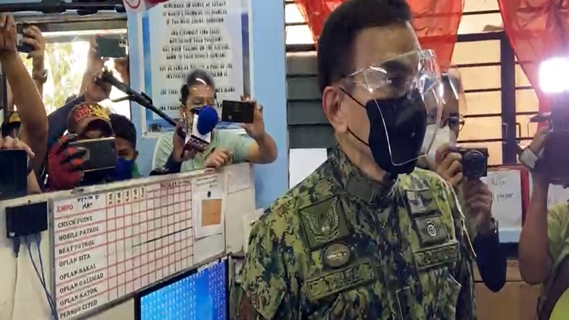 PNP chief, Gen. Eleazar nagsagawa ng inspeksyon sa mga police station sa Metro Manila