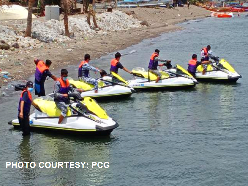 Coast Guard nakatanggap ng 1 speedboat at 4 na personal watercraft sa Cavite Provincial Govt.