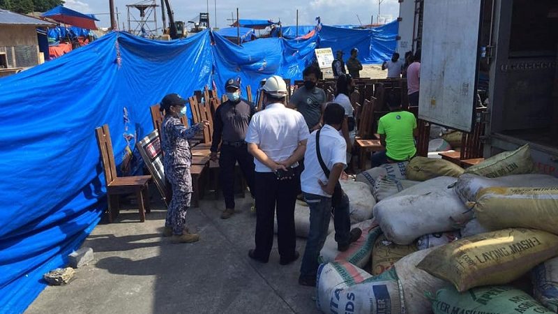 3 truck nahulihan ng hardwood lumbers sa Surigao del Norte