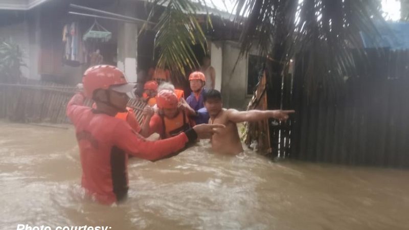 Mga residente sa Maasin City inilikas ng Philippine Coast Guard sa pananalasa ng Tropical Storm Dante