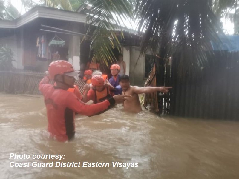 Mga residente sa Maasin City inilikas ng Philippine Coast Guard sa pananalasa ng Tropical Storm Dante