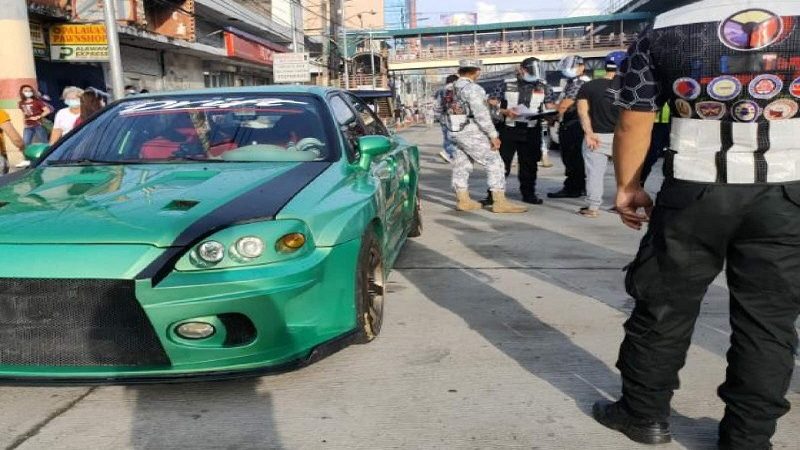 Sports car huli ng I-ACT; hindi rehistrado at walang nakakabit na plaka