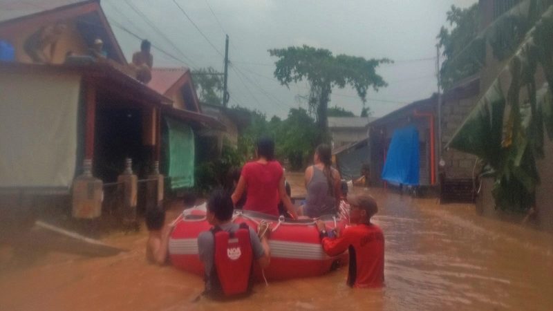 70 residente ng Brgy. Pag-asa sa Bagac, Bataan inilikas ng Coast Guard