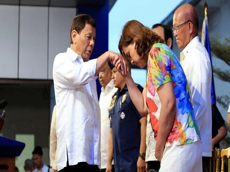 Pangulong Duterte, Mayor Sara hindi na dapat tumakbo sa 2022 elections ayon sa isang Medical Action Group