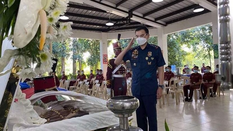 Mga labi ni PNPA Cadet 3rd Class George Karl Magsayo binisita ni Eleazar