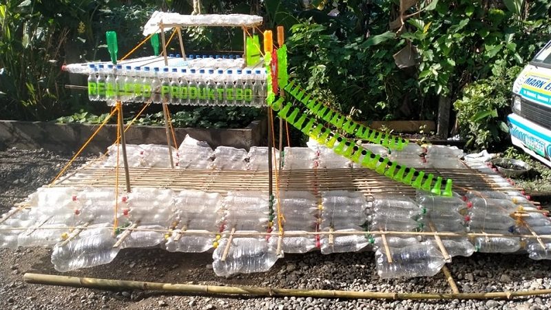 WATCH: Bangka na gawa sa plastic bottles wagi sa paligsahan sa Real, Quezon