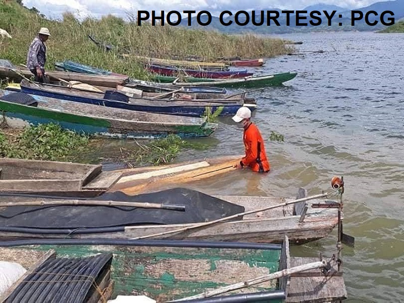 Inabandonang piraso ng lumber nakumpiska ng Coast Guard sa Nueva Ecija