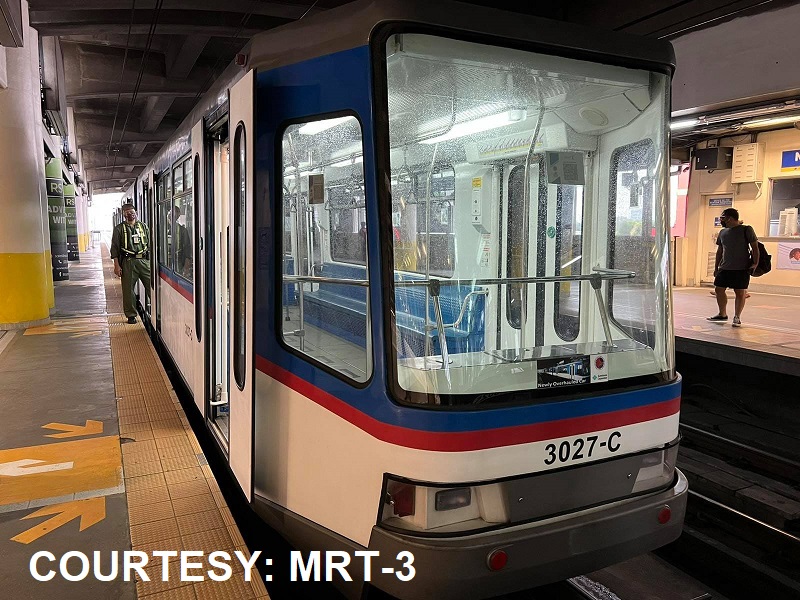 Bilang ng mga bumibiyaheng newly-overhauled trains ng MRT-3 nadagdagan pa