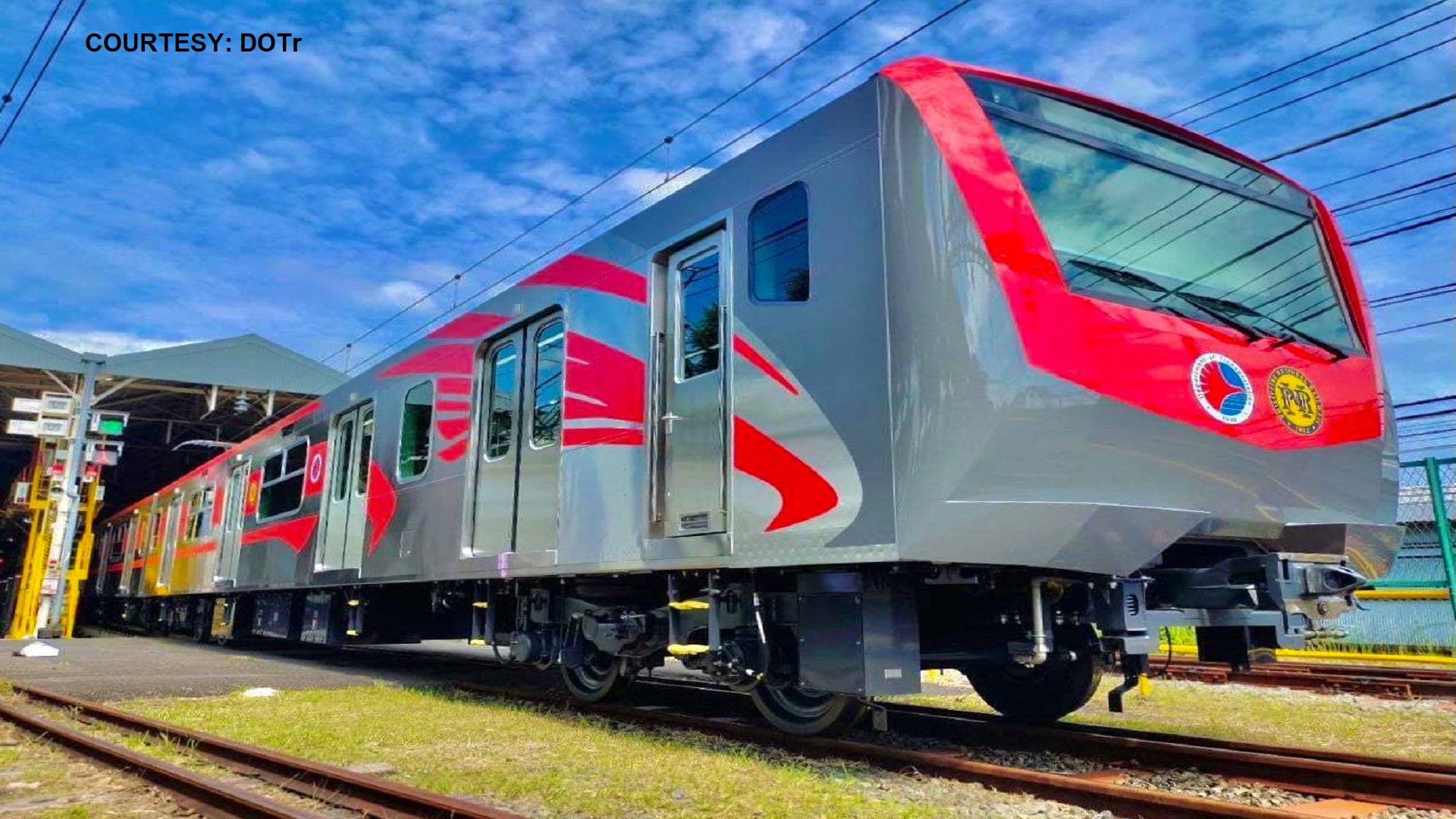 Unang trainset para sa PNR Clark Phase 1 Project sasailalim na sa testing