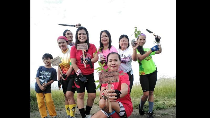 Lady bikers nagsagawa ng tree planting sa Mt. Oro sa Montalban