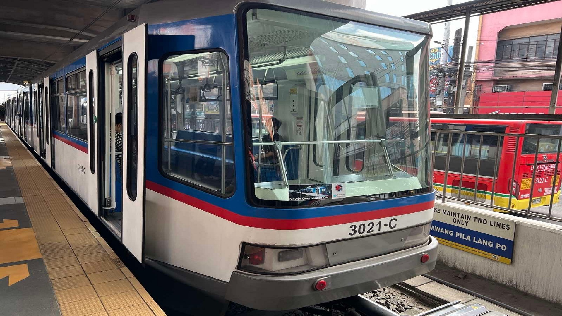 Bilang ng newly-overhauled train cars na nai-deploy sa MRT-3, umakyat na sa 48