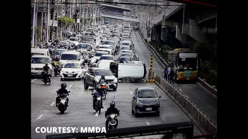 Bus at SUV nagkabanggaan sa EDSA, isa ang sugatan