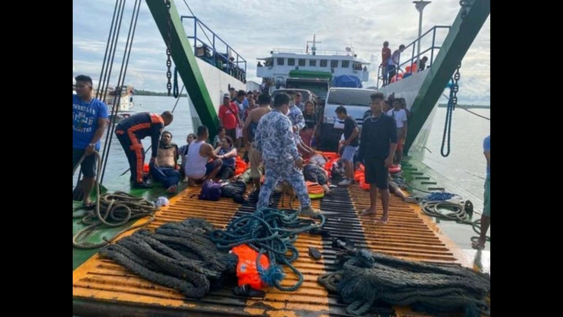 Pito nasawi sa nasunog na RoRo Vessel sa Quezon