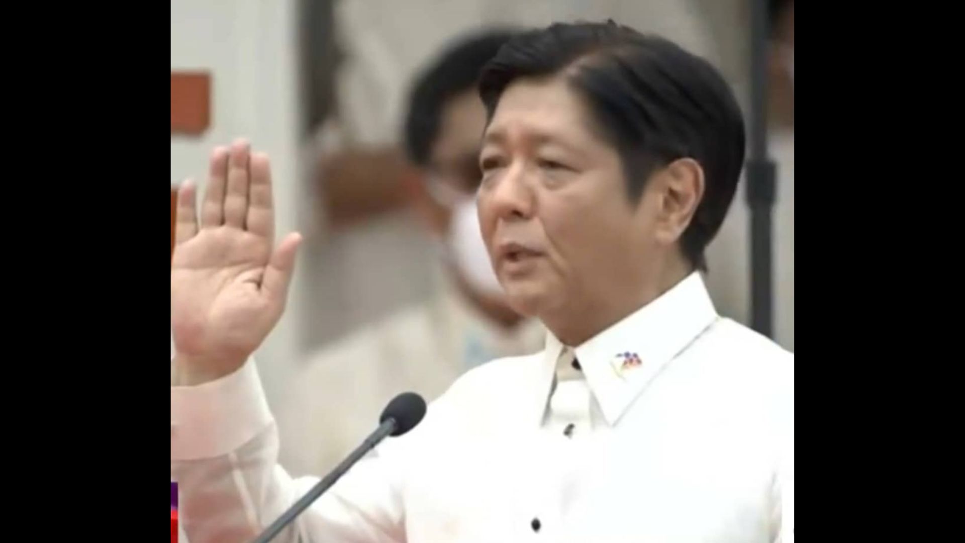 Pangulong Ferdinand “Bongbong” Marcos Jr. nakapanumpa na bilang ika-17 presidente ng bansa