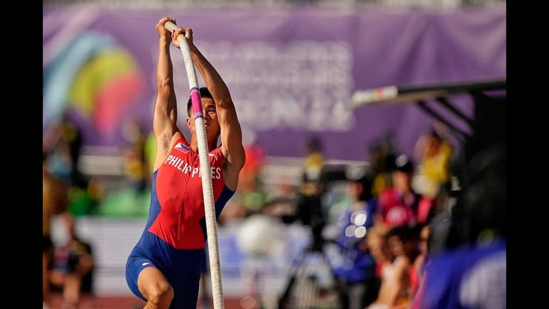 EJ Obiena kauna-unahang Pinoy na nakapag-uwi ng medalya mula sa World Athletics Championships