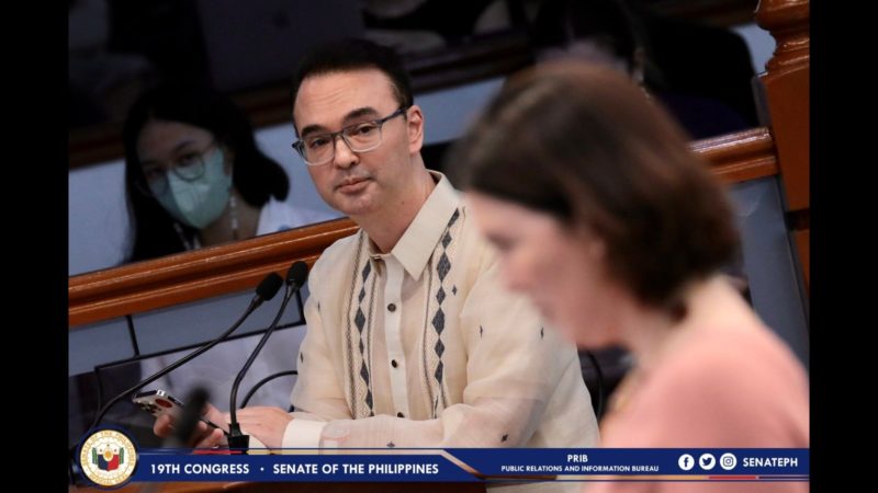 Pagbili ng DepEd ng overpriced at outdated laptops pinaiimbestigahan ni Sen. Alan Peter Cayetano