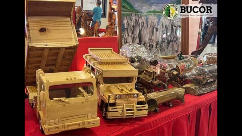 Mga produktong likha ng mga PDLs mula sa Bilibid at Correctional, tampok sa 100-day Christmas Bazaar ng SM Center Muntinlupa