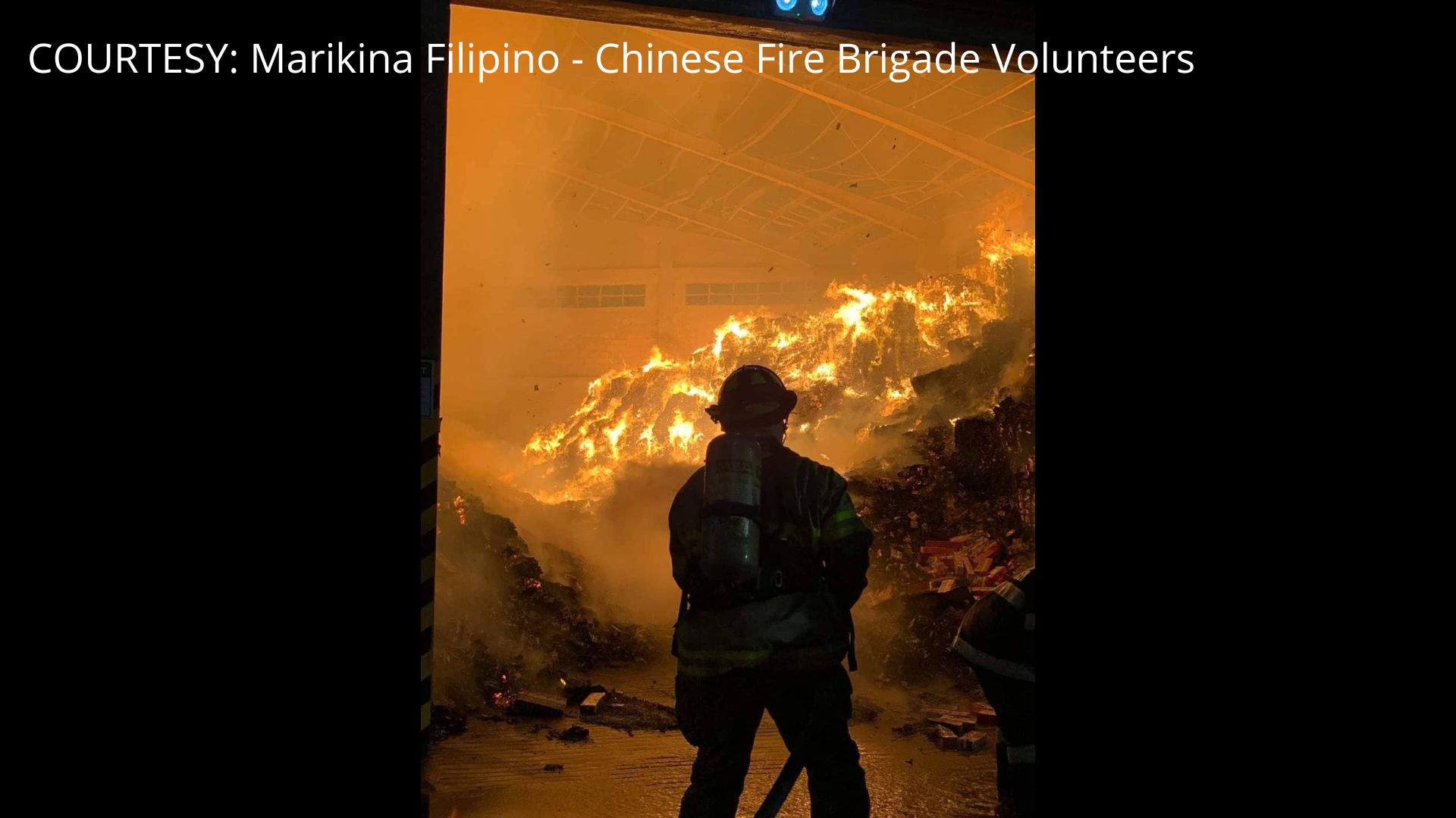 Warehouse ng sigarilyo sa Marikina tinupok ng apoy