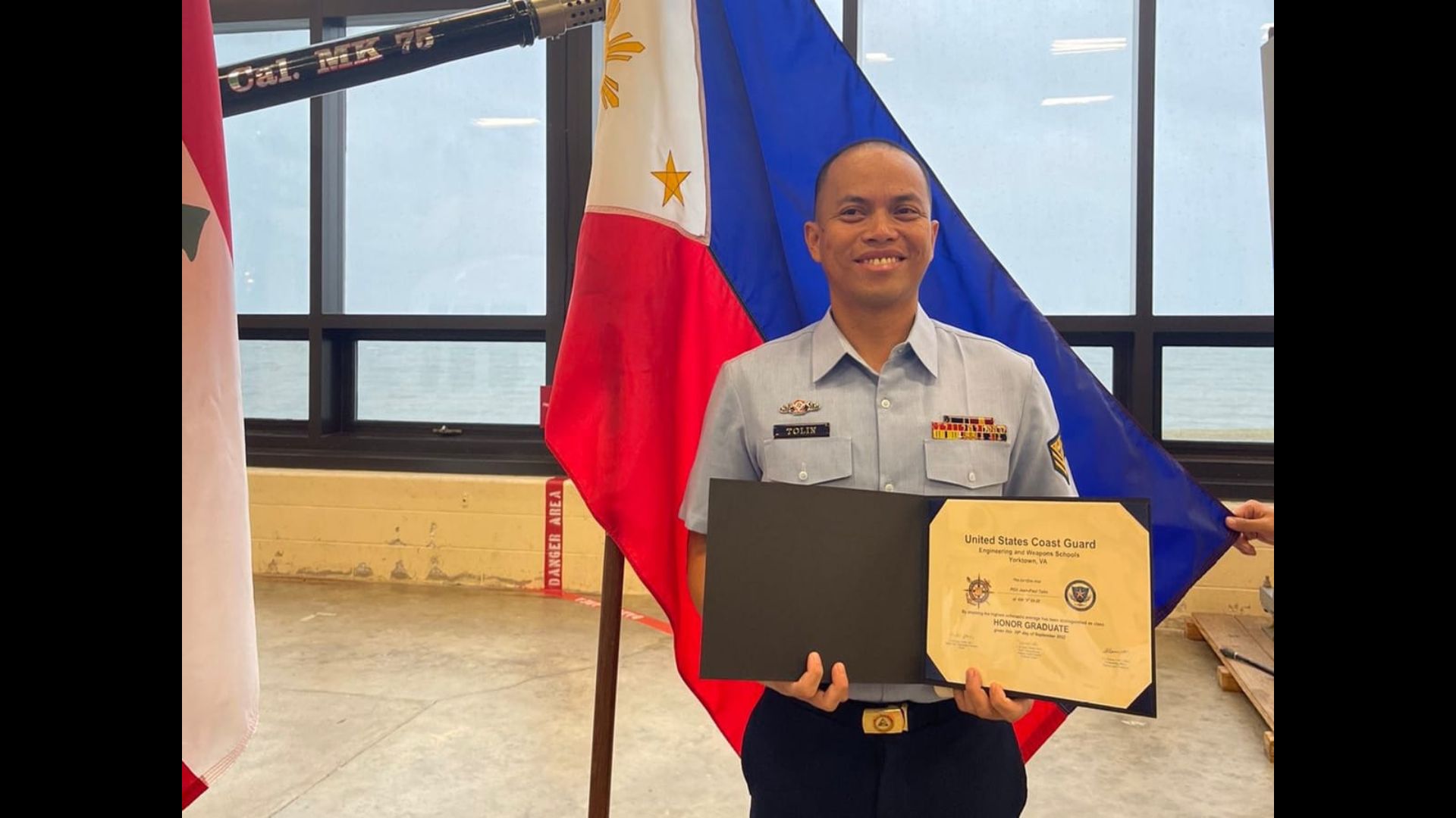 Coast Guard personnel top student sa Gunner’s Mate course sa US