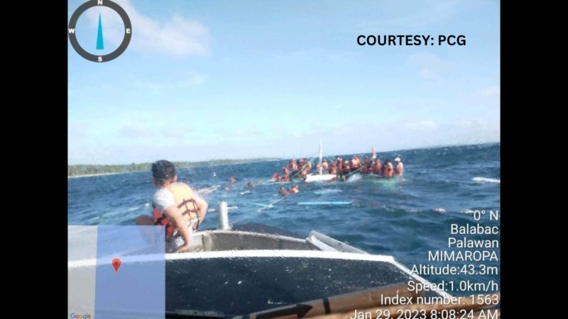 46 na sakay ng lumubog na bangka sa Palawan nailigtas ng Coast Guard