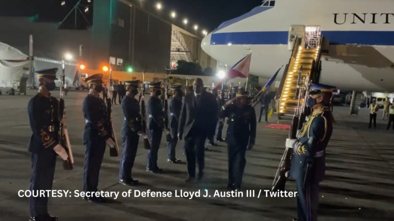 US Defense Sec. Lloyd Austin dumating sa Pilipinas, makikipagpulong kay Defense Sec. Galvez