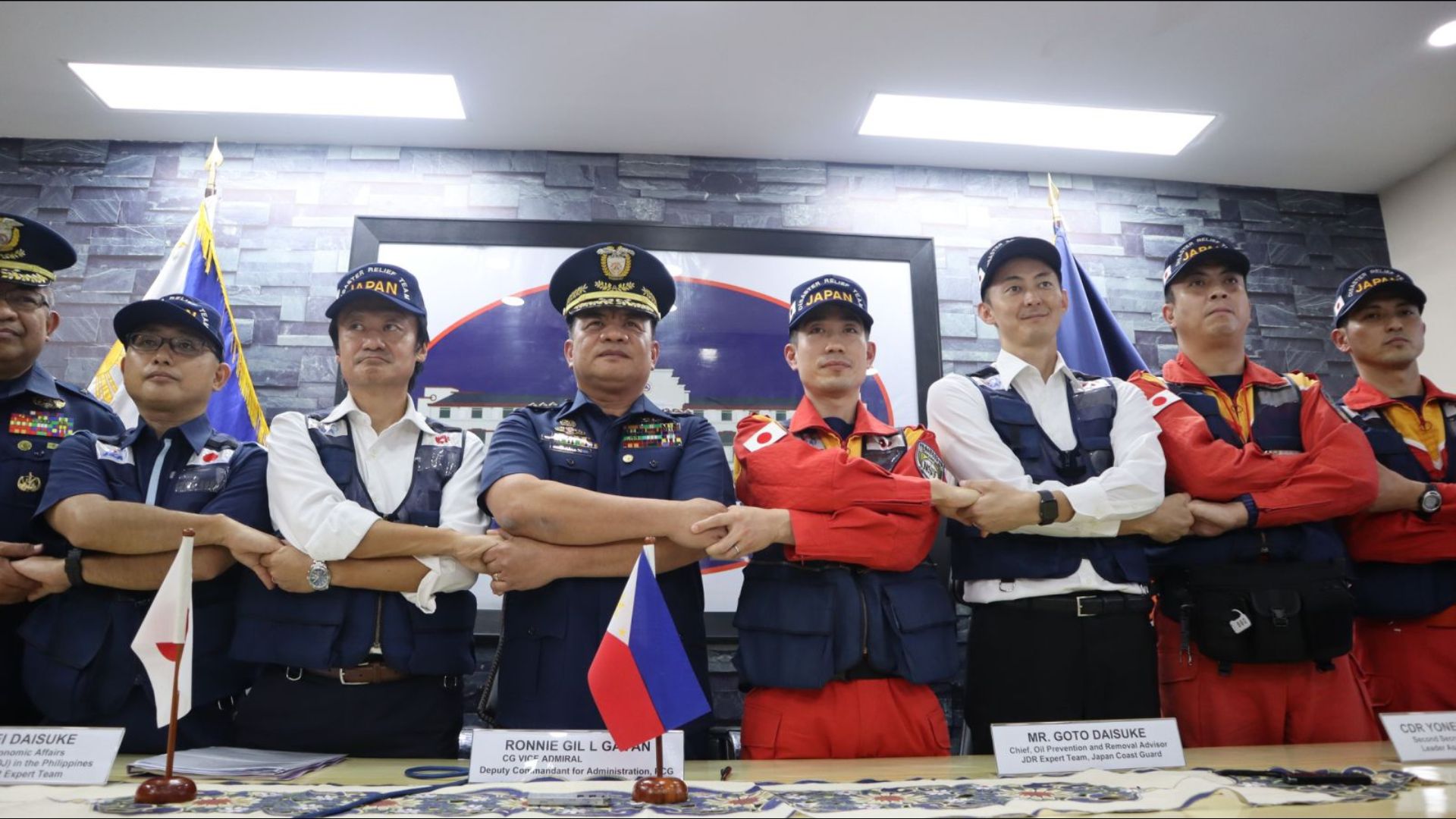 Team mula sa Japan na tutulong sa oil spill response, dumating na sa bansa