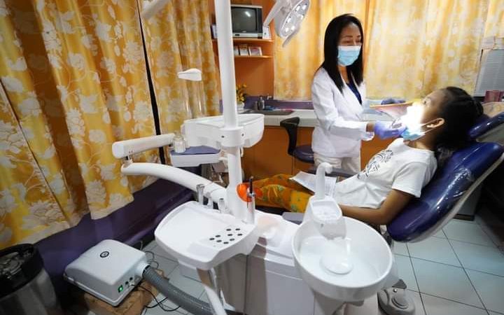 Mga bagong dental equipment para sa mga taga-Las Piñas 