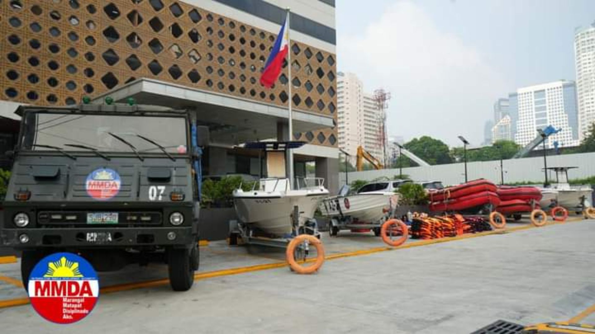 MMDA at MMDRRMC nakahanda na para sa Super Typhoon Mawar