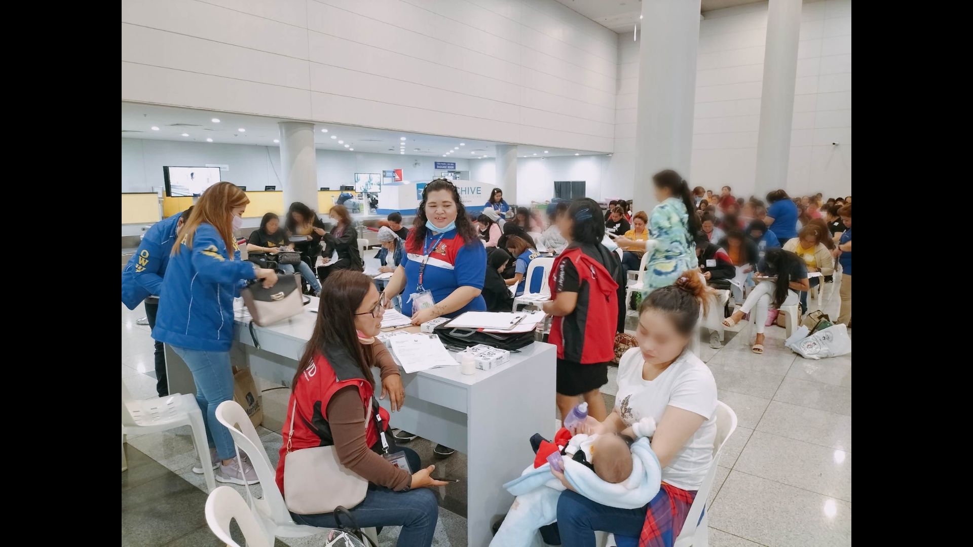 Mahigit 100 OFWs mula Kuwait nakauwi na ng bansa