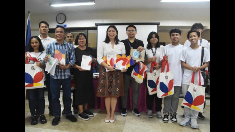 Pamamahagi ng school supplies sinimulan na ng Taguig LGU; LANI Scholarship Program binuksan sa mga bagong Taguigueños sa EMBO barangays