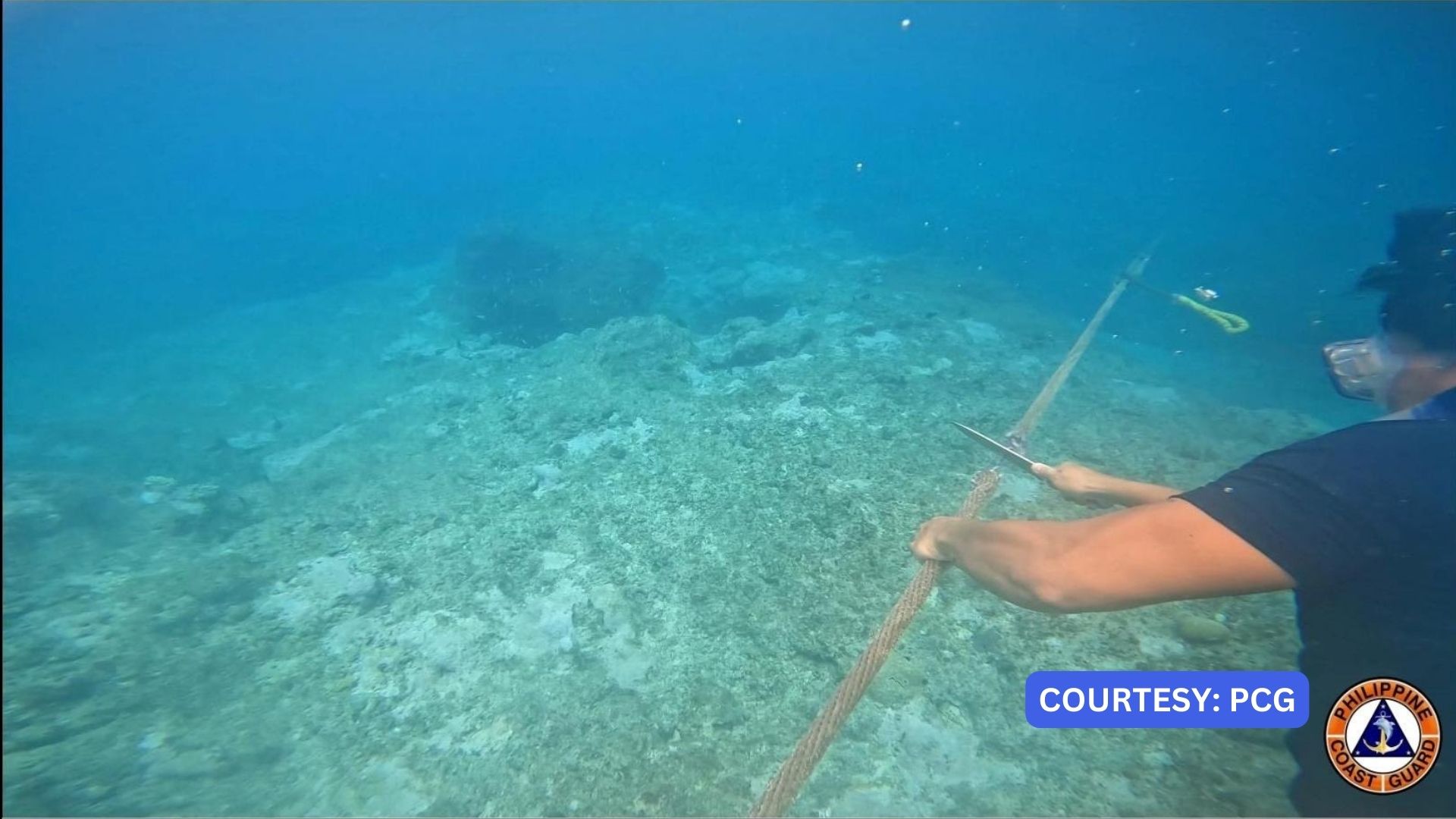 Floating Barrier ng China sa Bajo de Masinloc binaklas ng Philippine Coast Guard