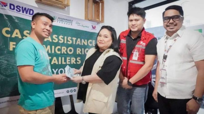Micro rice retailers sa Las Piñas tumanggap ng cash assistance