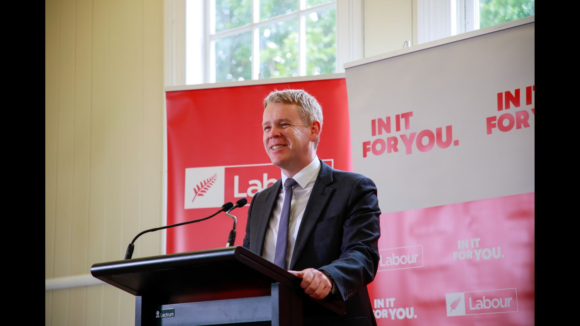 New Zealand PM Chris Hipkins nagpositibo sa COVID-19