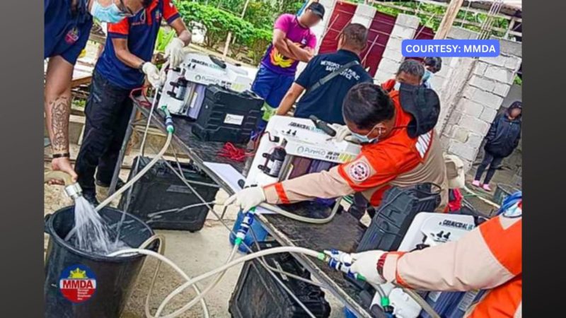 MMDA humanitarian team naghatid ng malinis na tubig sa 4 lugar sa Davao de Oro