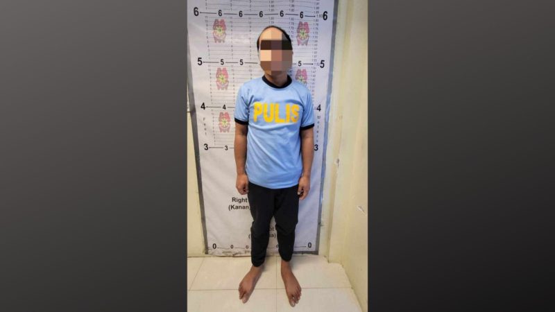 Lalaking nagselfie suot ang PNP athletic uniform sa loob ng bus inaresto sa Parañaque City