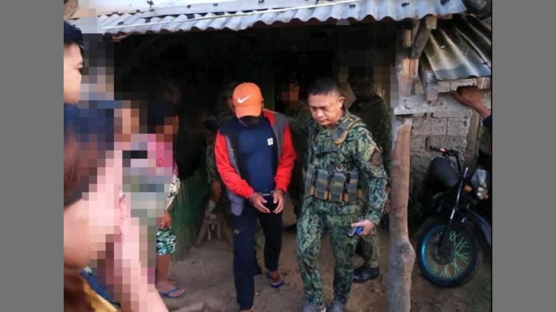Wanted sa kasong murder sumuko sa mga otoridad sa Calbayog City