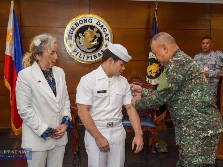 Carlos Yulo, reserve force na ng Philippine Navy