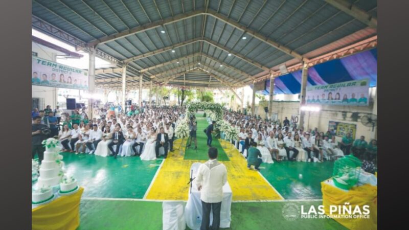 Las Piñas nagsagawa ng kasalang bayan para sa mahigit 100 couples